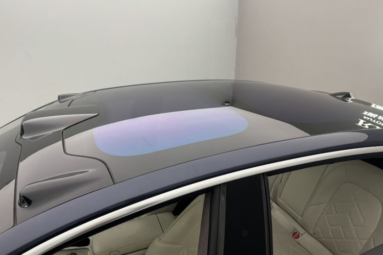 Used Nio ET7 2022 100 kWh Roof