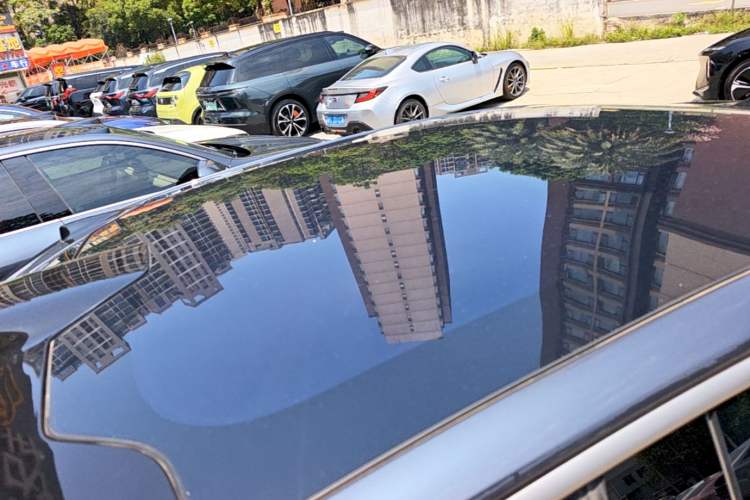 Used Nio ET7 2022 75 kWh Roof