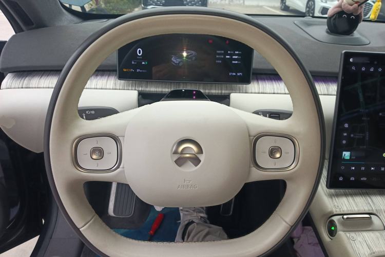 Used Nio ET7 2022 100kWh First Edition Steering Wheel