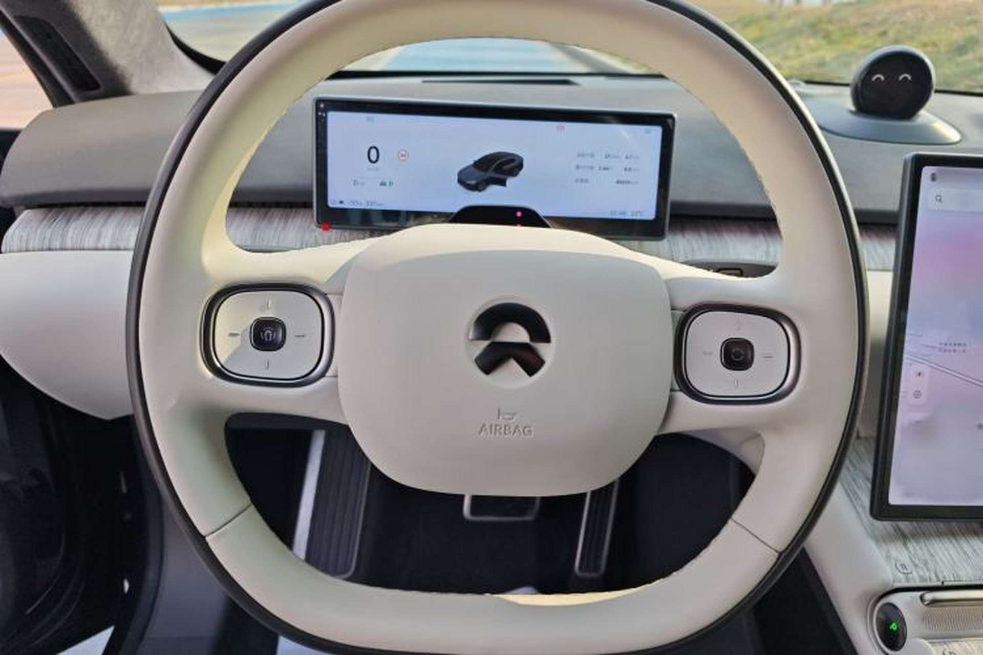 Used Nio ET7 2022 100kWh First Edition Steering Wheel
