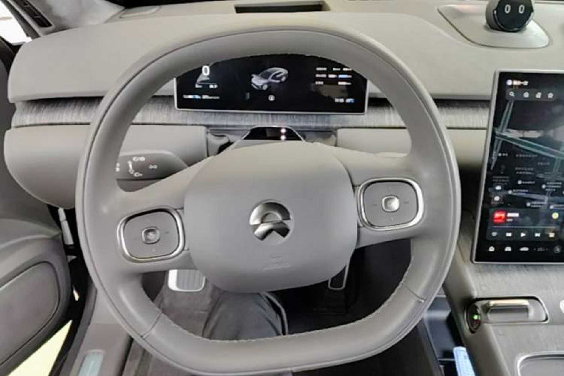 Used Nio ET7 2022 75 kWh Steering Wheel