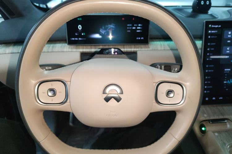 Used Nio ET7 2022 100kWh First Edition Steering Wheel