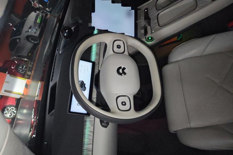 Used Nio ET7 2022 100 kWh Steering Wheel