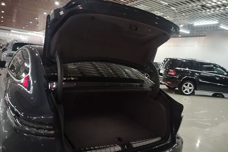 Used Nio ET7 2022 75 kWh Trunk