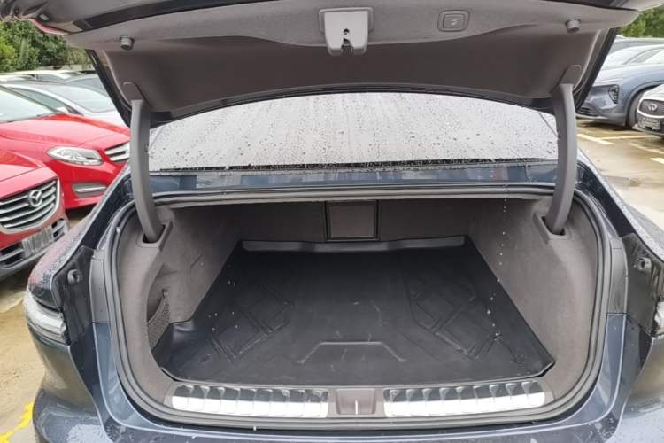 Used Nio ET7 2022 100kWh First Edition Trunk