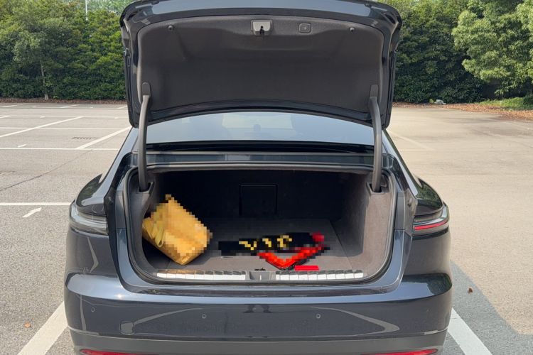 Used Nio ET7 2022 75 kWh Trunk