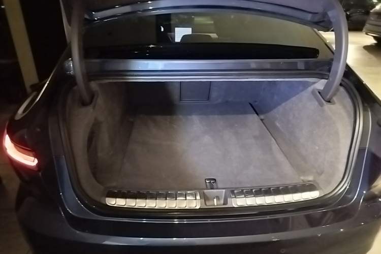 Used Nio ET7 2022 100kWh First Edition Trunk