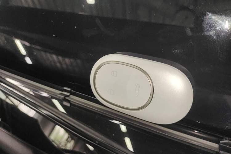 Used Nio ET7 2022 75 kWh Vehicle Key