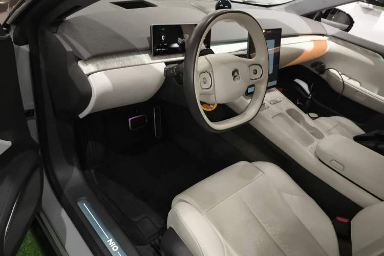 Used Nio ET7 2022 100 kWh Driver Seat
