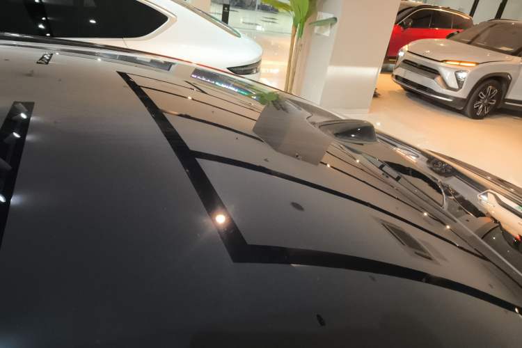 Used Nio ET7 2022 100 kWh Roof