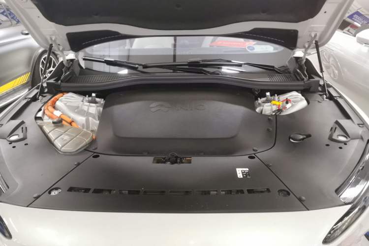 Used Nio ET7 2022 75 kWh Engine Bay
