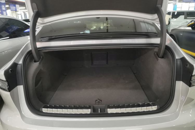 Used Nio ET7 2022 75 kWh Trunk