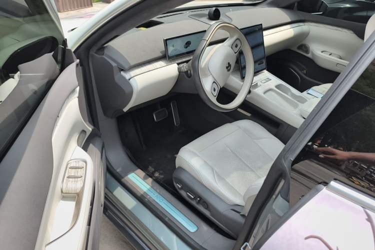 Used Nio ET7 2022 75 kWh Driver Seat