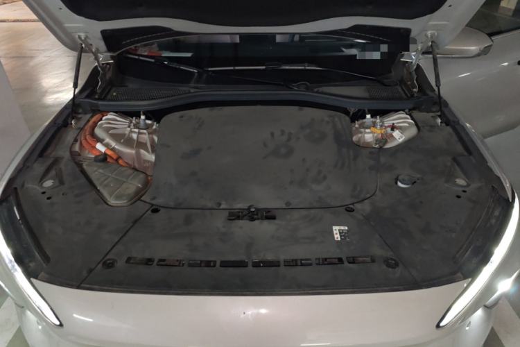 Used Nio ET7 2022 75 kWh Engine Bay