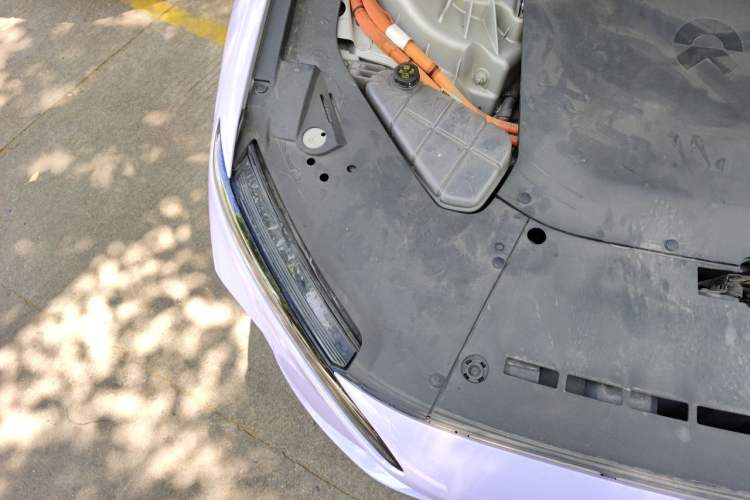 Used Nio ET7 2022 75 kWh Engine Bay Right