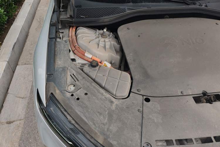 Used Nio ET7 2022 75 kWh Engine Bay Right