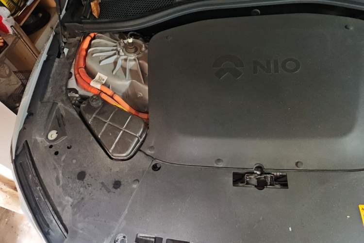 Used Nio ET7 2022 75 kWh Engine Bay Right