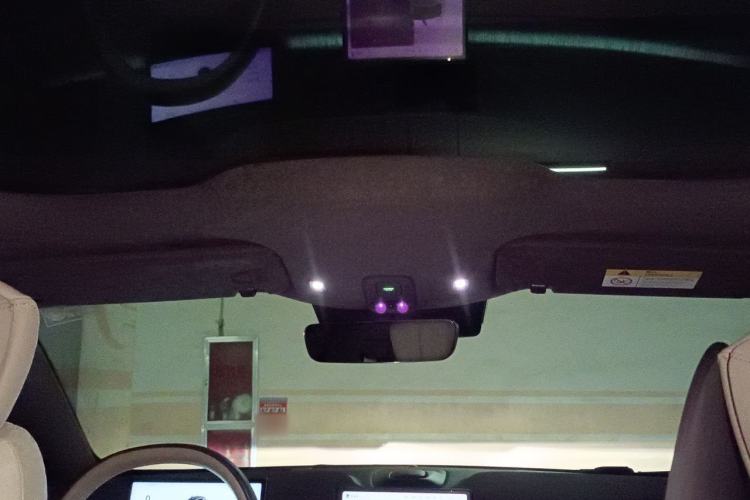 Used Nio ET7 2022 75 kWh Headliner