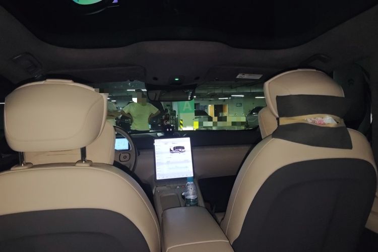 Used Nio ET7 2022 75 kWh Headliner