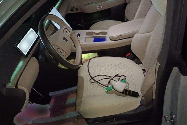 Used Nio ET7 2022 75 kWh Left Front Seat