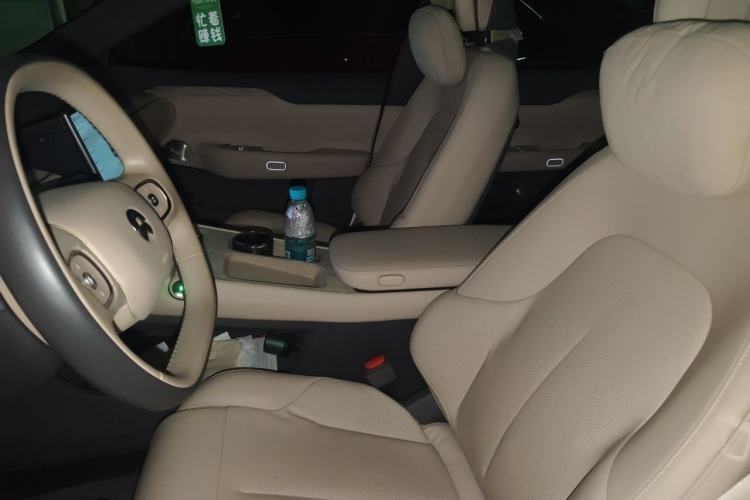 Used Nio ET7 2022 75 kWh Left Front Seat