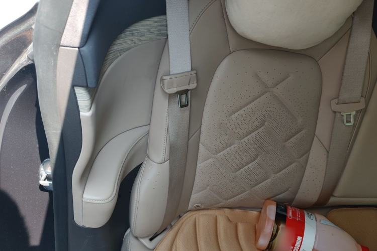 Used Nio ET7 2022 100kWh First Edition Left Rear Seat