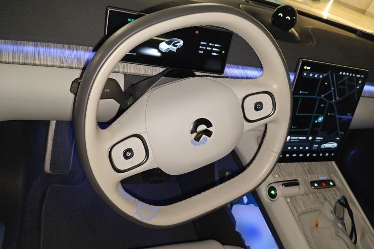 Used Nio ET7 2022 100 kWh Steering Wheel