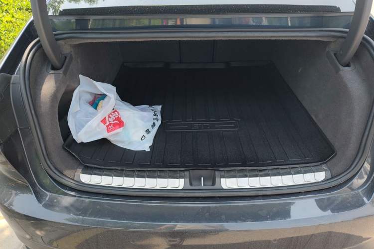 Used Nio ET7 2022 100kWh First Edition Trunk