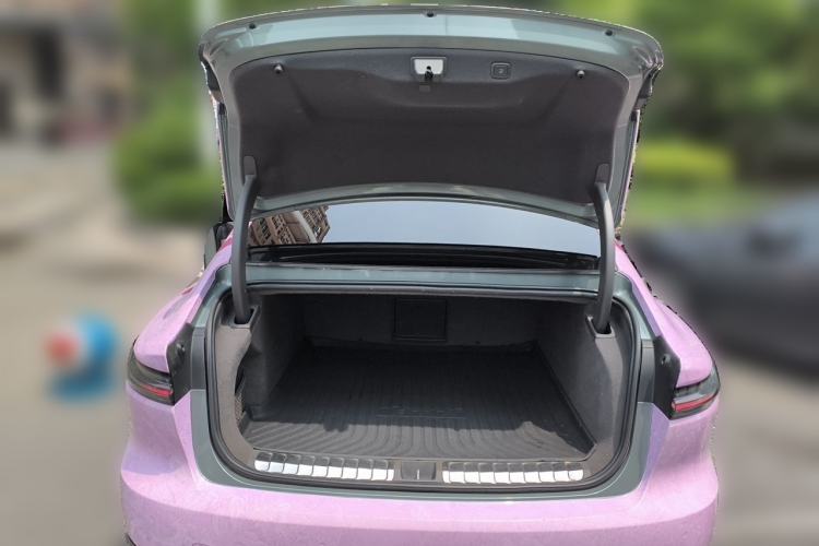 Used Nio ET7 2022 75 kWh Trunk