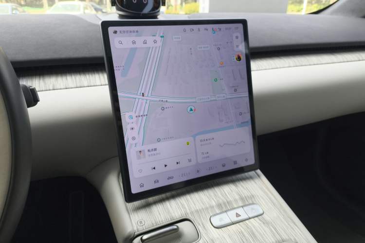 Used Nio ET7 2022 75 kWh Audio And AC Panel