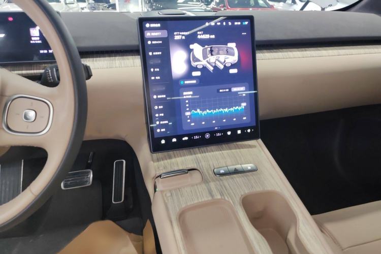 Used Nio ET7 2022 75 kWh Audio And AC Panel