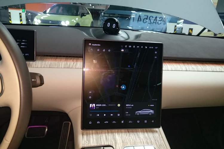 Used Nio ET7 2022 75 kWh Audio And AC Panel
