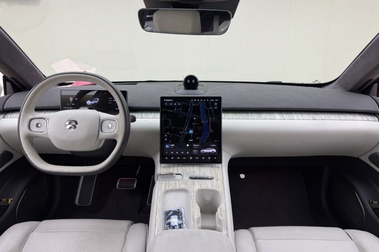 Used Nio ET7 2022 100kWh First Edition Center Console