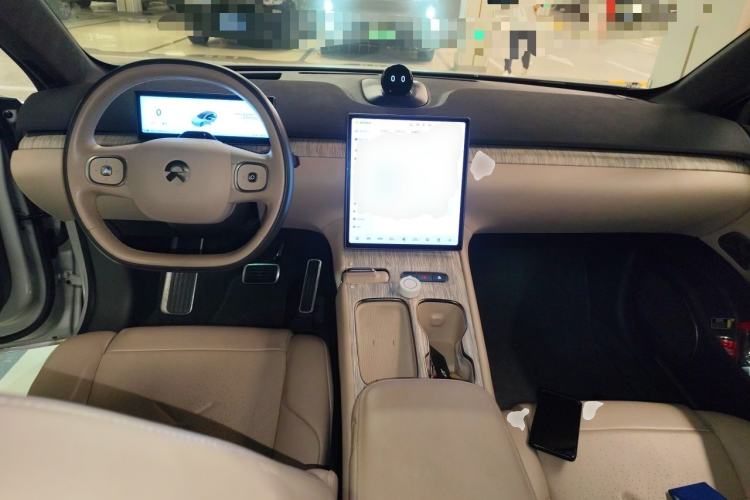 Used Nio ET7 2022 100kWh First Edition Center Console