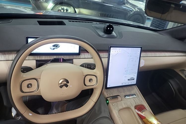 Used Nio ET7 2022 100kWh First Edition Center Console
