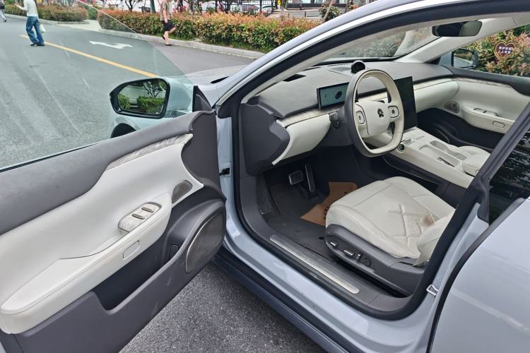 Used Nio ET7 2022 100kWh First Edition Driver Seat