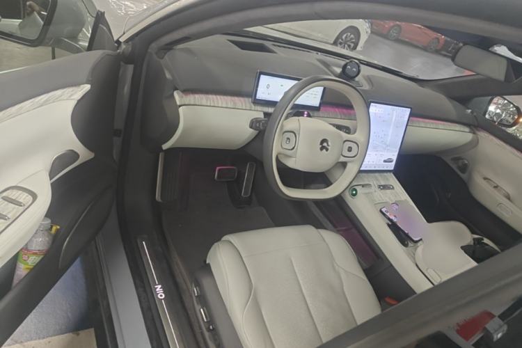 Used Nio ET7 2022 75 kWh Driver Seat