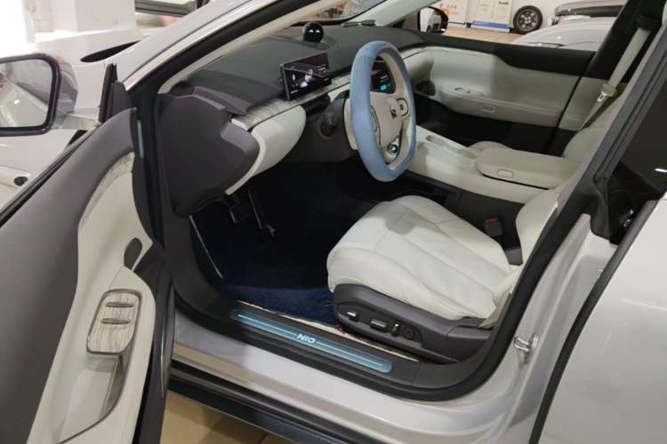 Used Nio ET7 2022 75 kWh Driver Seat