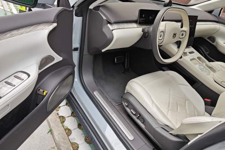 Used Nio ET7 2022 100kWh First Edition Driver Seat