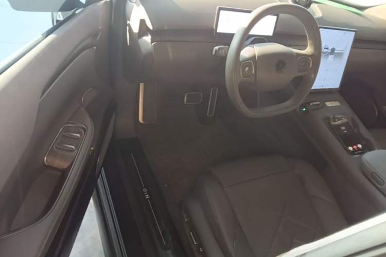 Used Nio ET7 2022 100kWh First Edition Driver Seat