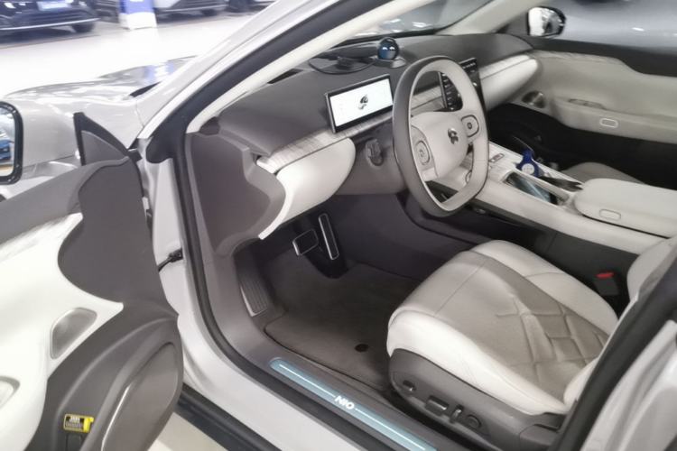 Used Nio ET7 2022 75 kWh Driver Seat
