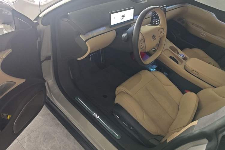 Used Nio ET7 2022 75 kWh Driver Seat