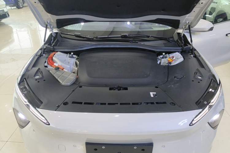 Used Nio ET7 2022 75 kWh Engine Bay