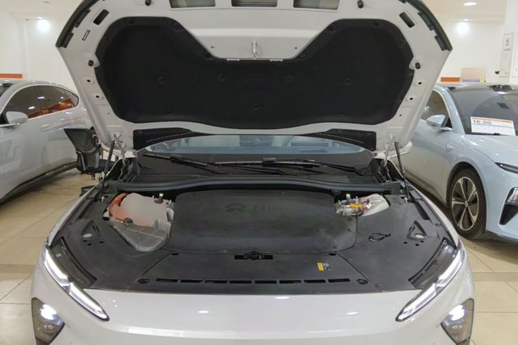 Used Nio ET7 2022 75 kWh Engine Bay