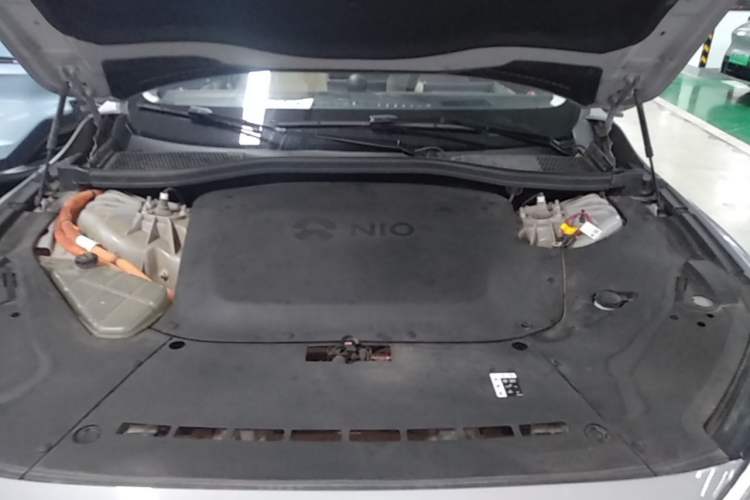Used Nio ET7 2022 75 kWh Engine Bay