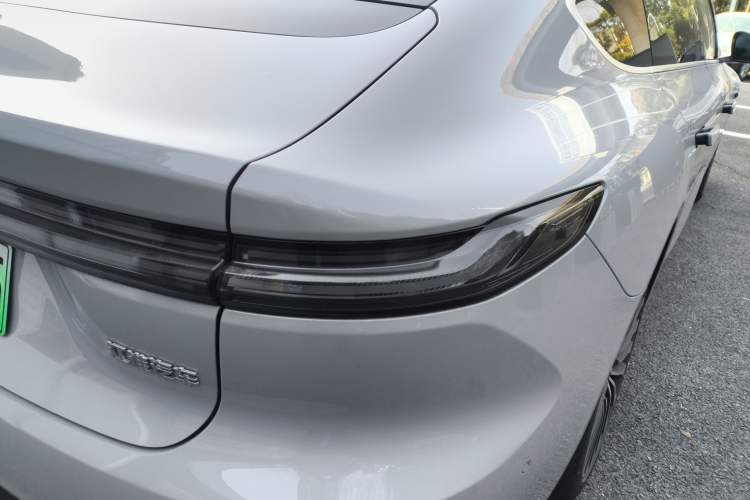 Used Nio ET7 2022 75 kWh Exterior 1