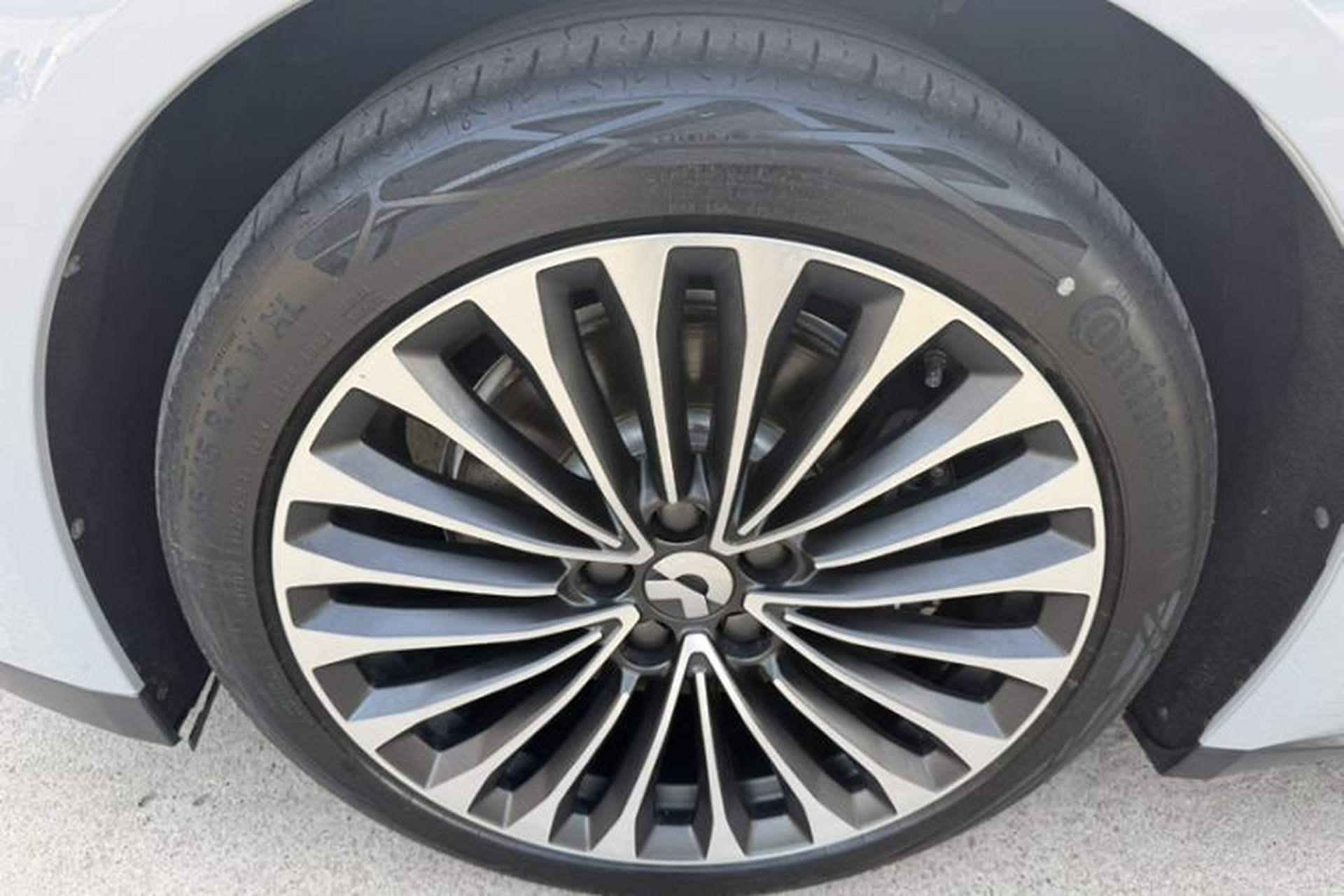 Used Nio ET7 2022 100kWh First Edition Exterior 1