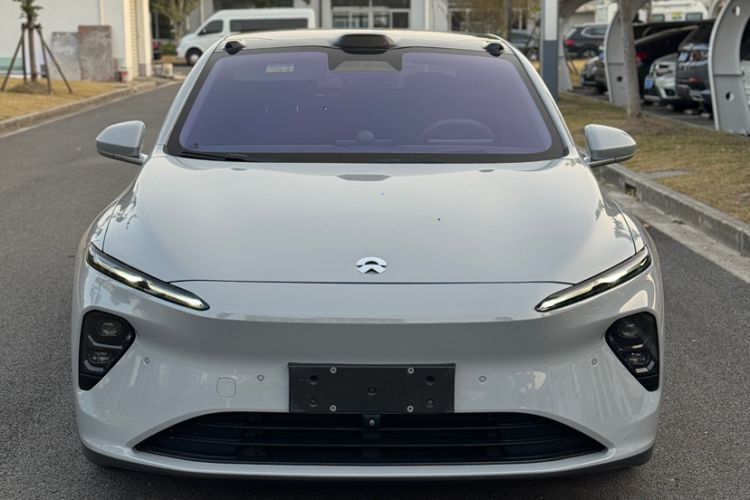 Used Nio ET7 2022 100 kWh Exterior 4