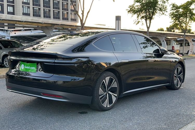 Used Nio ET7 2022 100 kWh Exterior 5