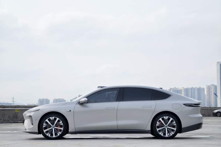 Used Nio ET7 2022 100kWh First Edition Exterior 8